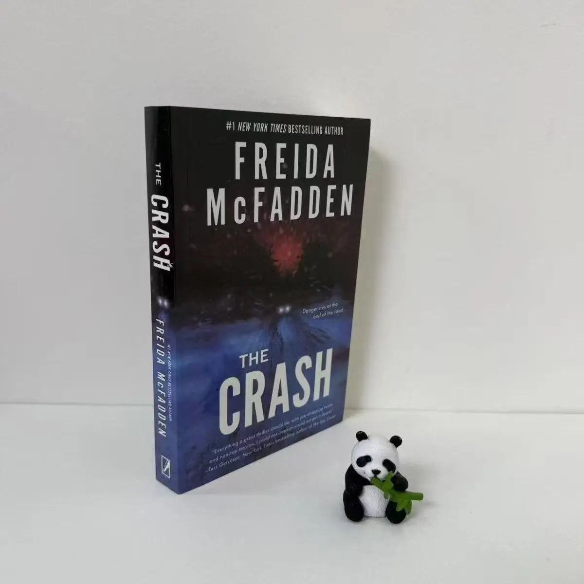The Crash、 The Teacher、The Boyfriend、Never Lie By Freida McFadden Paperback Book in English